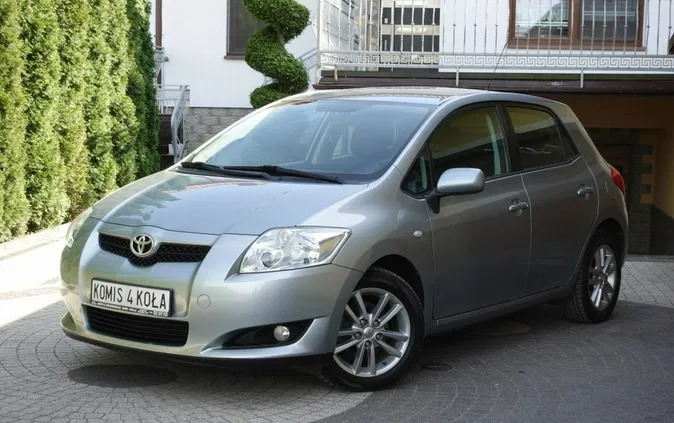 toyota czarne Toyota Auris cena 23900 przebieg: 143000, rok produkcji 2010 z Czarne